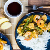 Chicken and Shrimp Curry Recipe - Food Fanatic image