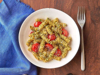Ready Pasta Rotini with Pesto & Tomatoes | Barilla image