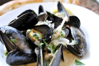 Steamed Mussels with White Wine Broth - Easy Recipes for ... image