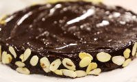Julia Child's chocolate almond cake - Recipes image