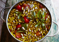 Borlotti Beans with Garlic and Olive Oil Recipe | Bon Appétit image