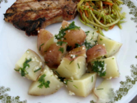 Baby red potatoes with garlic and parsley Recipe - Food.com image