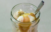 Vanilla Bourbon Ice Cream | Umami image