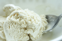 Vanilla Ice Cream Recipe | British Recipes | Uncut Recipes image