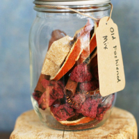 Gift-Worthy: Cocktails In A Jar – Cheap Recipe Blog image