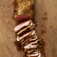 Cumin and coriander–crusted pork tenderloin | Recipes | WW USA image