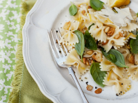 PASTA WITH PINE NUTS AND BASIL RECIPES