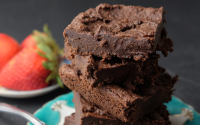 Almond Flour and Black Bean Brownies ... - One Green Planet image