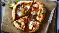 Margherita pizza recipe - BBC Food image