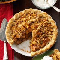 Caramel Apple Pie with Streusel Topping Recipe: How to Make It image