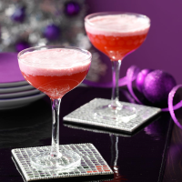 Pink Christmas Punch Recipe: How to Make It image