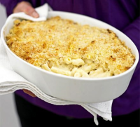 Macaroni cheese in 4 easy steps recipe | BBC Good Food image