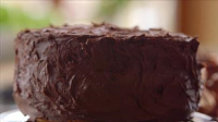 YELLOW CAKE WITH CHOCOLATE FROSTING RECIPE RECIPES