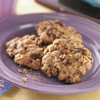 Chewy Oatmeal Raisin Cookies Recipe: How to Make It image