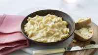 Slow cooker macaroni cheese recipe - BBC Food image