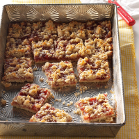 Strawberry Oatmeal Bars Recipe: How to Make It image