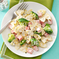 Ham & Broccoli Pasta Recipe: How to Make It image