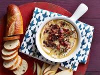 Baked Brie with Cranberry-Pecan-Bacon Crumble Recipe ... image