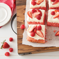 Strawberry Sheet Cake | Ready Set Eat image