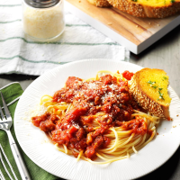 Slow-Cooked Spaghetti Sauce Recipe: How to Make It image