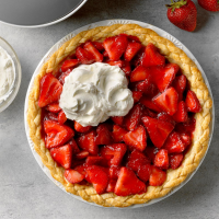 Easy Fresh Strawberry Pie Recipe: How to Make It image