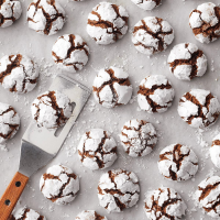 Gluten-Free Chocolate Crinkle Cookies Recipe: How to Make It image