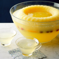 Bubbly Champagne Punch Recipe: How to Make It image