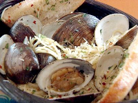 Linguini with Clams and Garlic Butter Sauce Recipe | Food ... image