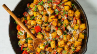 Potato Hash Recipe (Diner-Style Crispy Skillet Potatoes ... image