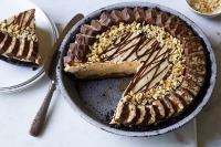 Chocolate Caramel Crunch Pie Recipe | Giada De Laurentiis ... image