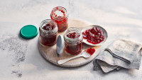 Holiday Cranberry Jelly Recipe: How to Make It image