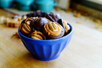 Frosted Peppermint Brownies Recipe - BettyCrocker.com image