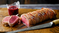 Loin of venison in a sloe gin and blackberry glaze recipe ... image