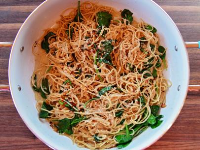 Garlic Spinach Spaghetti Recipe | Ree Drummond | Food Network image