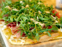 Fig-Prosciutto Pizza with Arugula Recipe | Ree Drummon… image