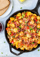 Slow Cooker Bacon and Ham Breakfast Potatoes - Mommy'… image