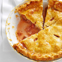 Perfect Rhubarb Pie Recipe: How to Make It image