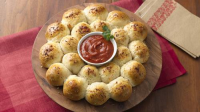 Pizza Biscuit Wreath Recipe - Pillsbury.com image