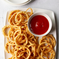 Crispy Fried Onion Rings Recipe: How to Make It image