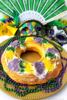 Mardi Gras King Cake Recipe Ideas | What's Cookin' Italian ... image