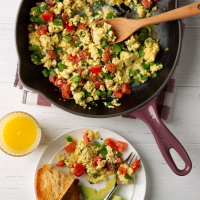 Scrambled Eggs with Vegetables Recipe: How to Make It image