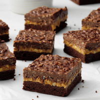 Chocolate & Peanut Butter Crispy Bars Recipe: How to Ma… image