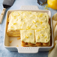 Marshmallow Frosting Recipe - CakeWhiz image