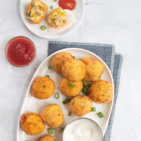 Fried Mashed Potato Balls Recipe: How to Make It image