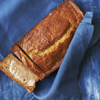 BANANA BREAD WITH APPLESAUCE AND CHOCOLATE CHIPS RECIPES