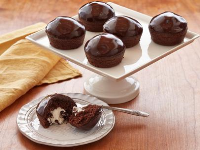 Heavenly Creme Filled Cupcakes Recipe | Ree Drummond ... image