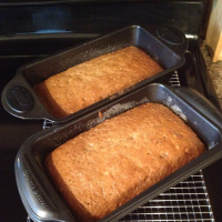 BANANA BREAD WITH SOUR CREAM AND BROWN SUGAR RECIPES