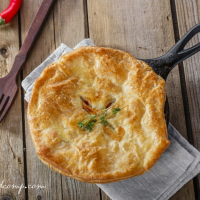 Kourabiedes (Greek Butter Cookies) Recipe: How to Make It image
