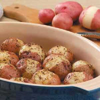 Seasoned Red Potatoes Recipe: How to Make It image