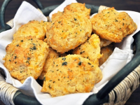 Copycat Red Lobster Cheddar Bay Biscuit Recipe by Todd Wilbur image